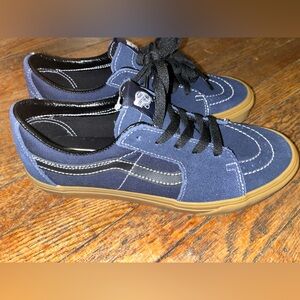 Vans Sk8-Low Navy Gum Skate Shoes Men’s 7.5 Women’s 9 BNWT No Box